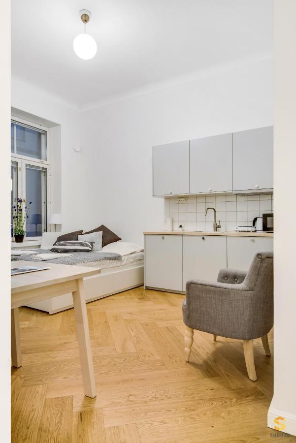 Pieni Roobertinkatu Big 13 Daire Helsinki Dış mekan fotoğraf